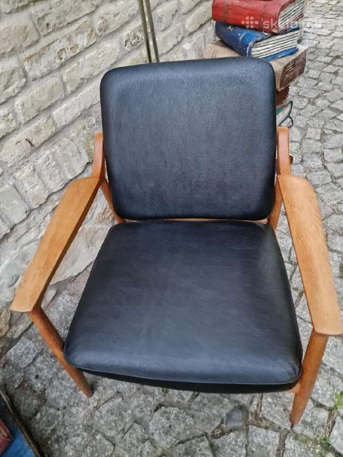 Vintažinis mid century ąžuolinis fotelis - nuotraukos Nr. 2