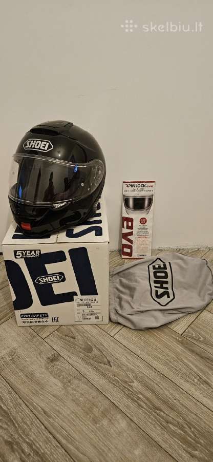 Šalmas Shoei Neotec 2 su pasikalbėjimo įranga