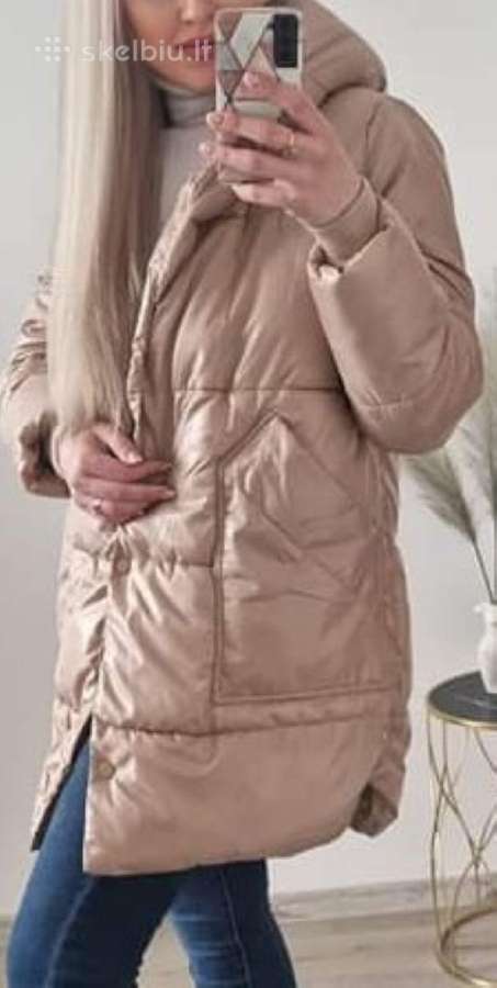 Moteriška striukė