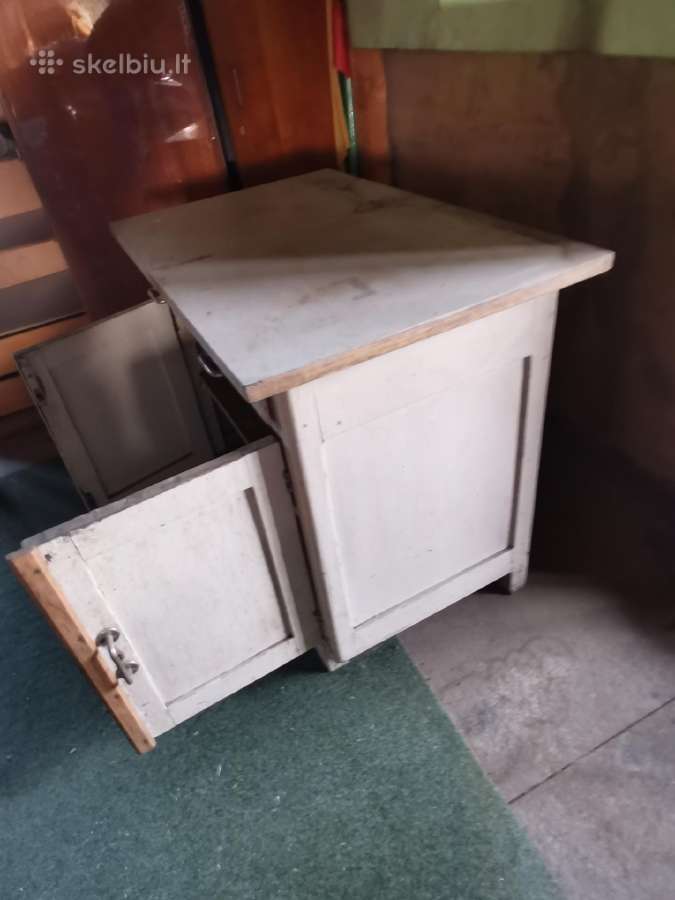Antikvarinė/vintažinė spintelė restauracijai - nuotraukos Nr. 3