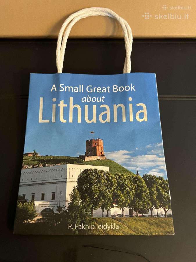 Knygelė albumas A Small Great Book about Lithuania - nuotraukos Nr. 2