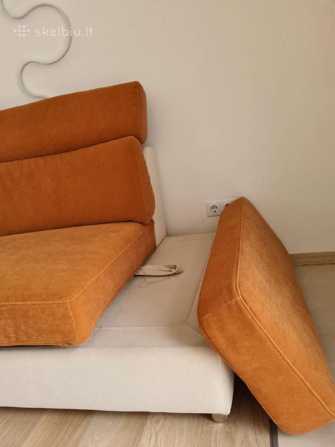 Kampinė sofa su miegama dalimi ir patalynės dėže - nuotraukos Nr. 7