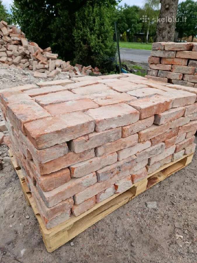 Senovinės vokiškos plytos.