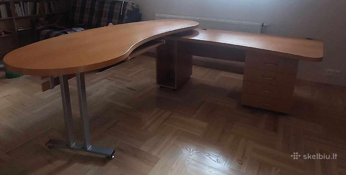 Rašomasis stalas