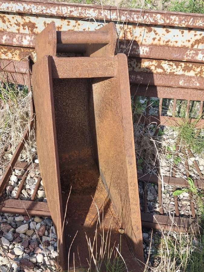 Kaušas, Griebtuvas, kaušai ekskavator-krautuvui - nuotraukos Nr. 10