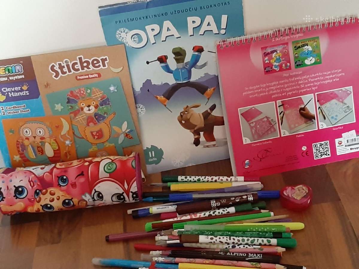 Smurfų knyga ir kt