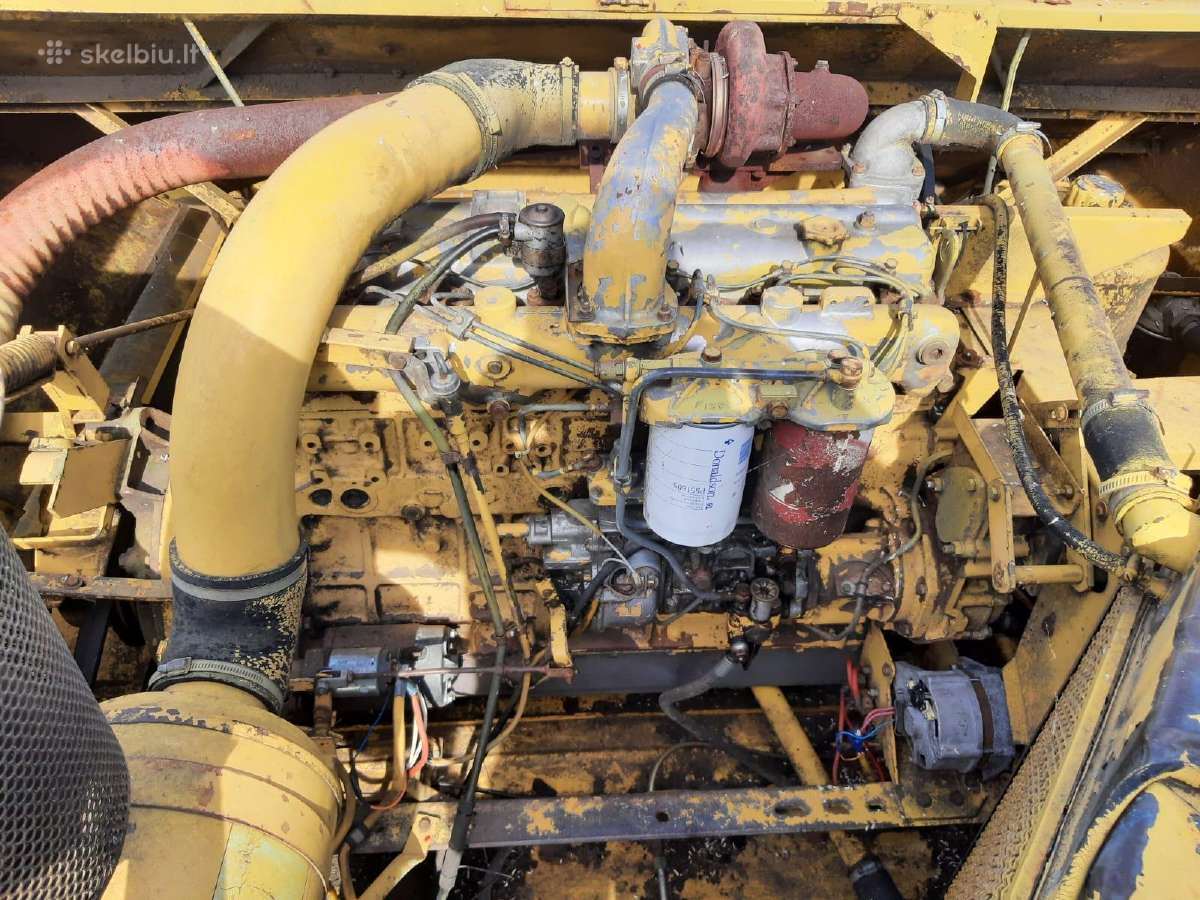 Kombainas New Holland Tf42 Ardomas Dalimis