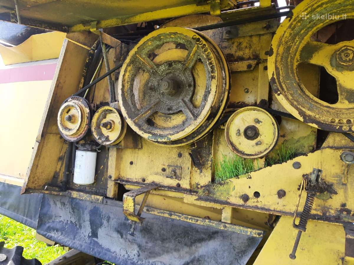 Kombainas New Holland Tf42 Ardomas Dalimis - nuotraukos Nr. 4