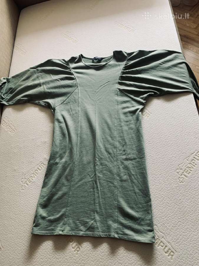 L. g. bukes laisvalaikio Bershka suknele