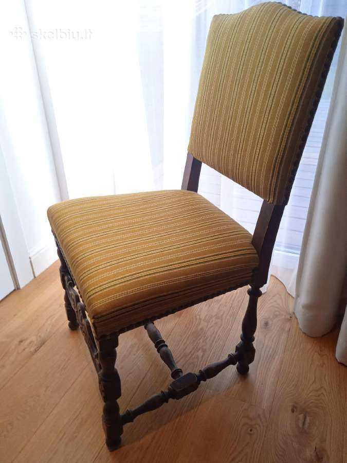 Senovinė baroko stiliaus vintage kėdė