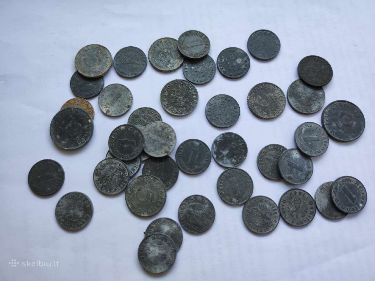 3 reicho monetos (daug)