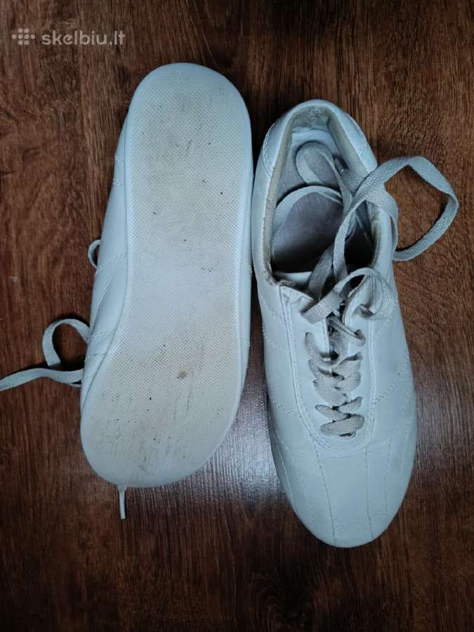 Sportinės gimnastikos bateliai