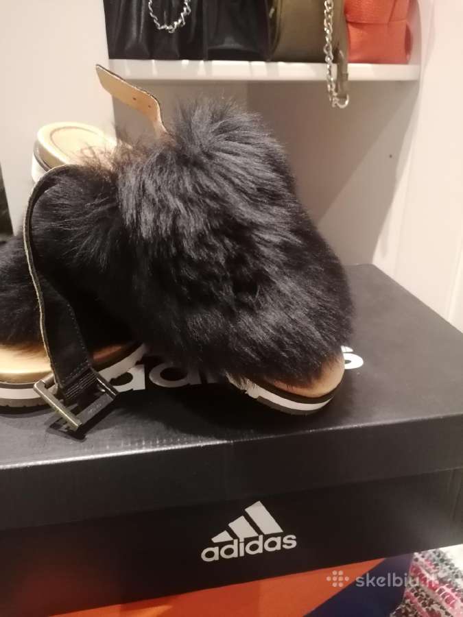 Ugg basutės per pirštą - nuotraukos Nr. 2