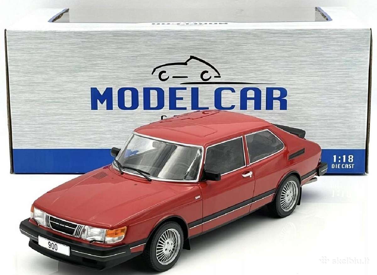 Saab 900