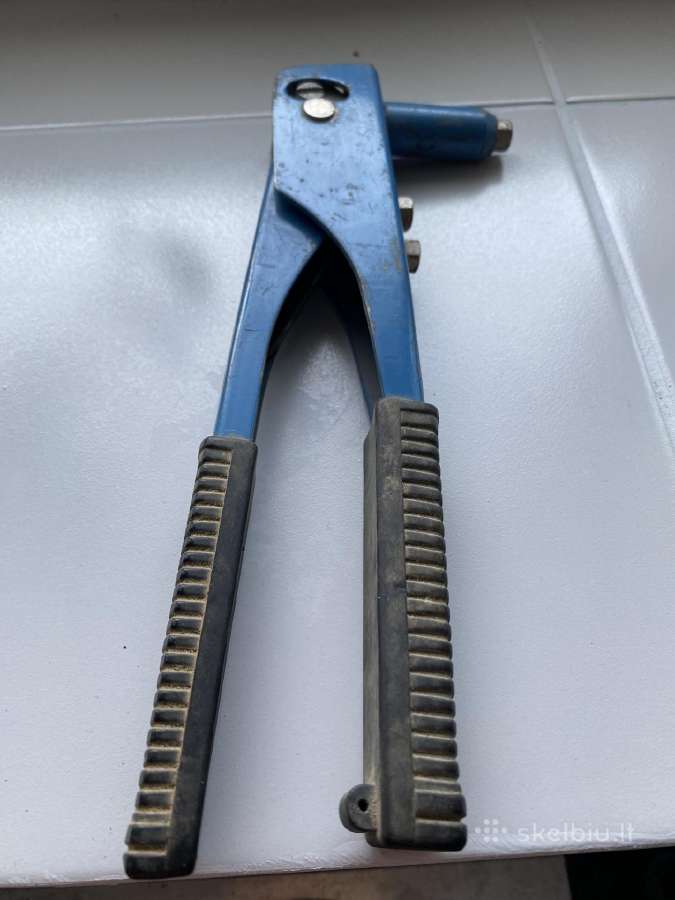 Parduodamas kniediklis