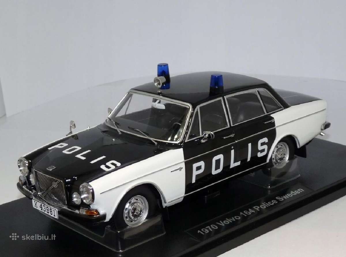Volvo 164 Police