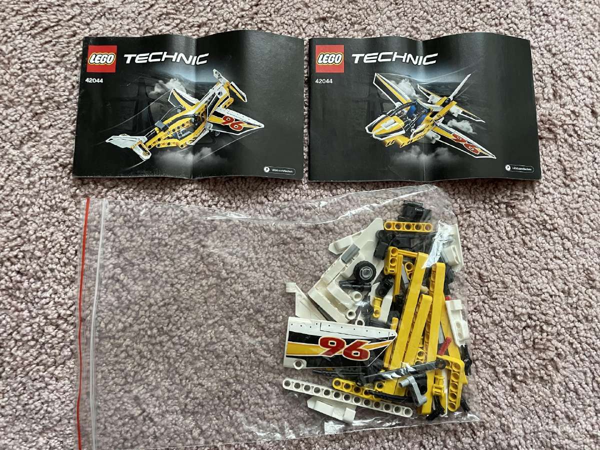 Lego Technic 42044 Display Team Jet