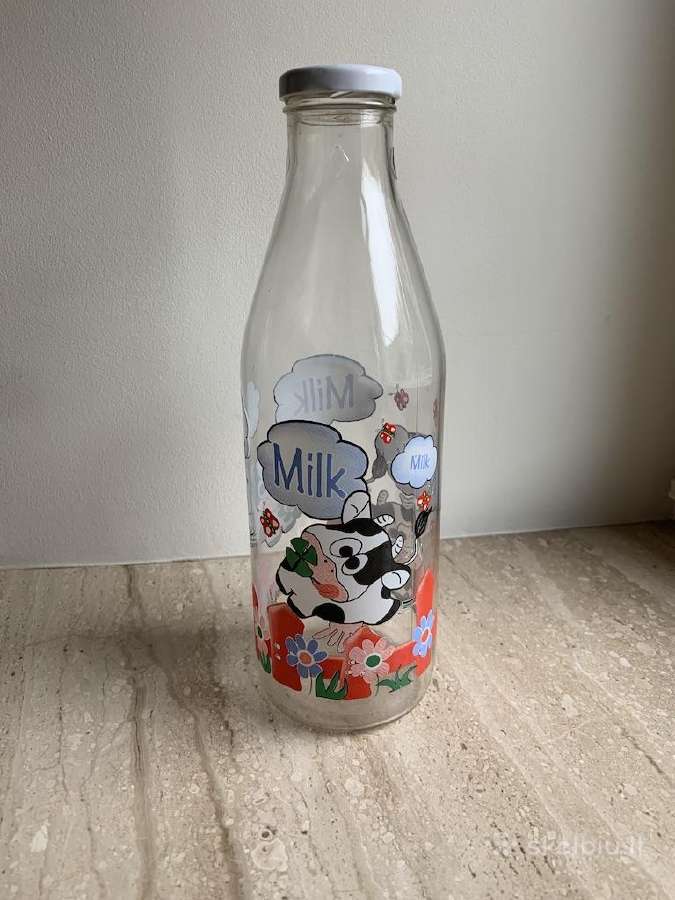 Stiklinis dekoratyvinis butelis