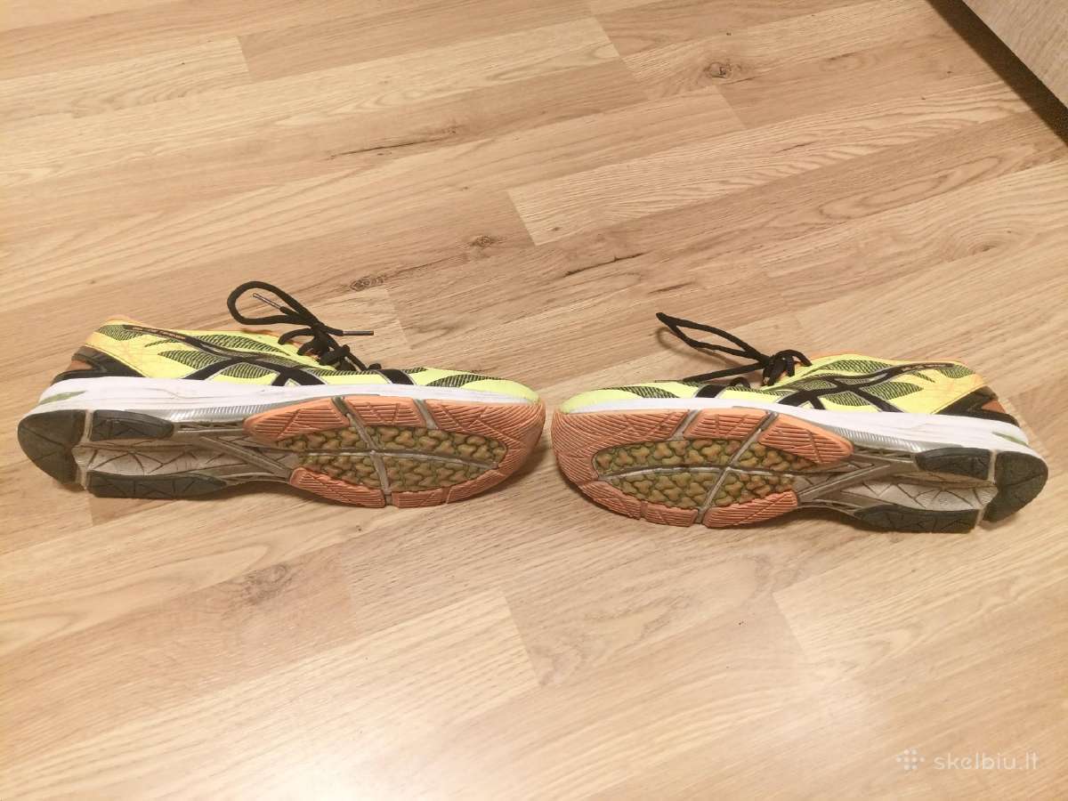 Asics kedai - nuotraukos Nr. 2