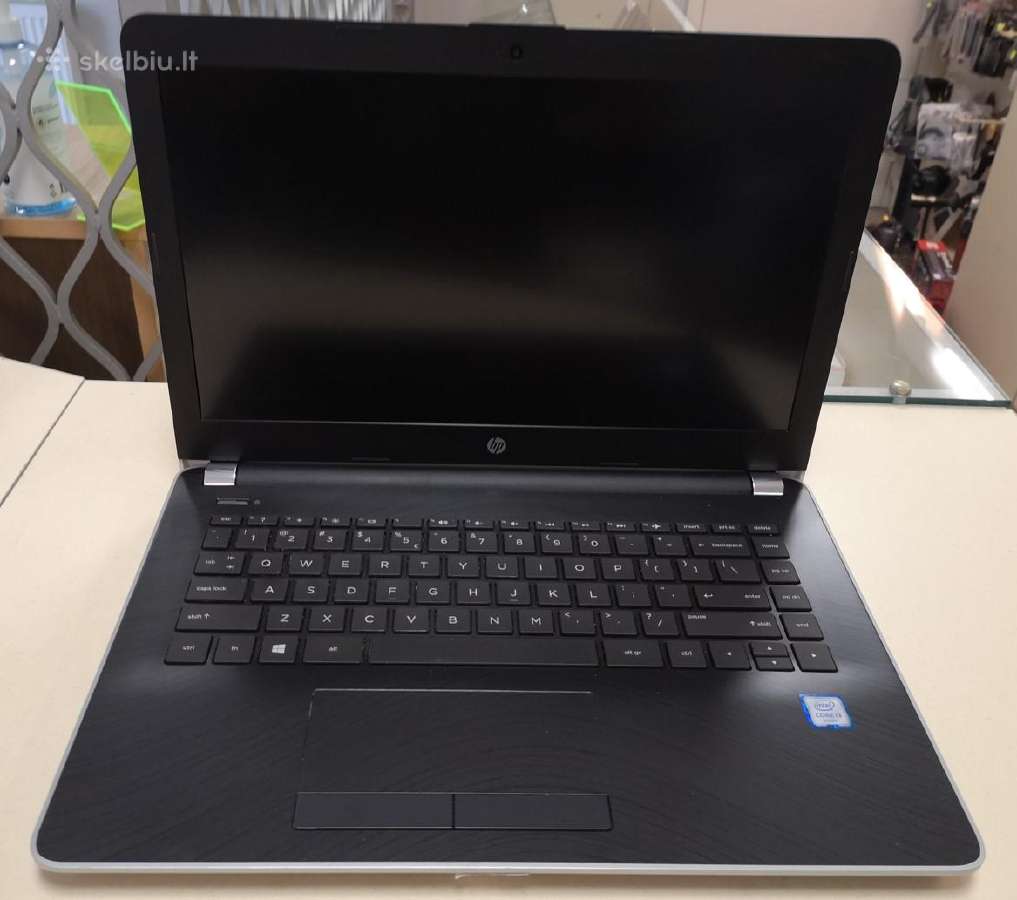 Hp 14-bs004ny i3-6006u/8gb/128gb SSD - 170eur.