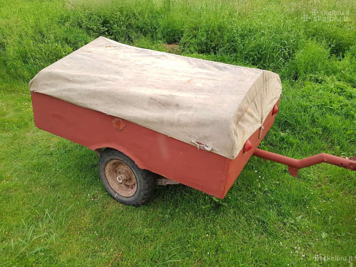 Automobilio priekaba. Padangos