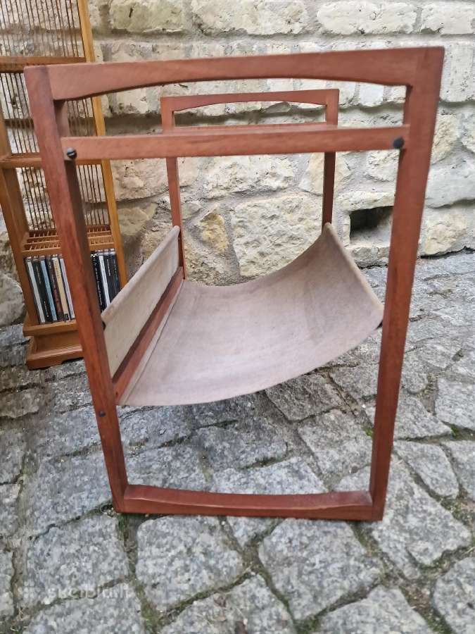 Vintažinis mid century tikmedžio staliukas - nuotraukos Nr. 11