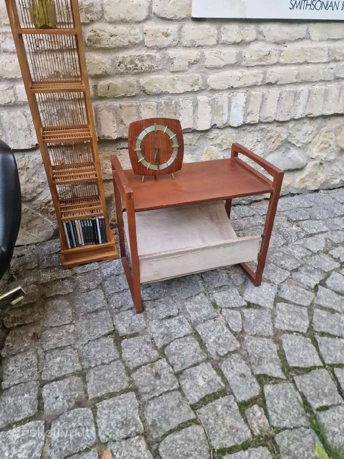 Vintažinis mid century tikmedžio staliukas - nuotraukos Nr. 10