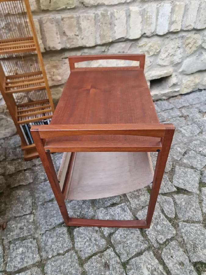 Vintažinis mid century tikmedžio staliukas - nuotraukos Nr. 12