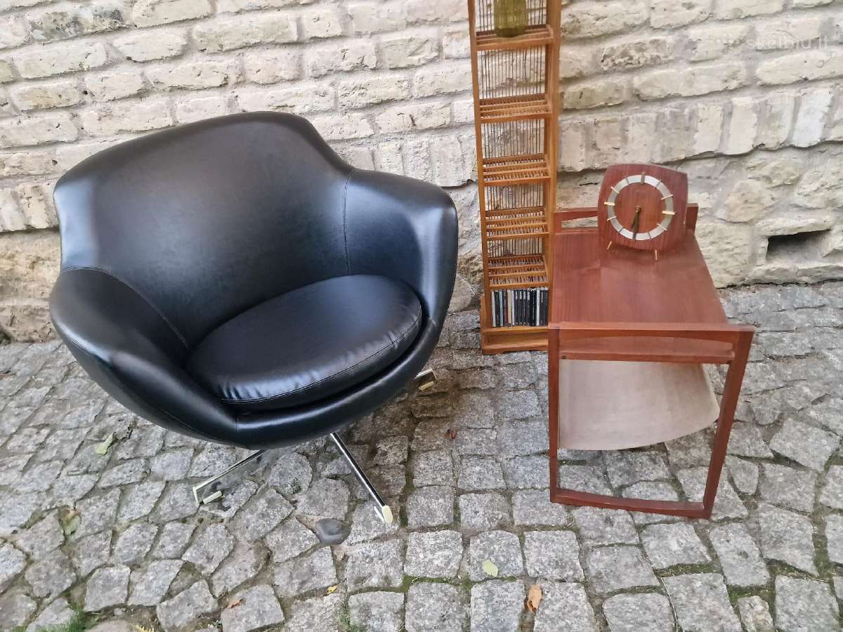 Vintažinis mid century tikmedžio staliukas - nuotraukos Nr. 13