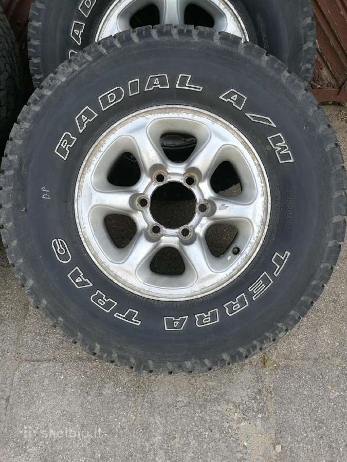 Mitsubishi Pajero ratlankiai su padangom R15 - nuotraukos Nr. 2
