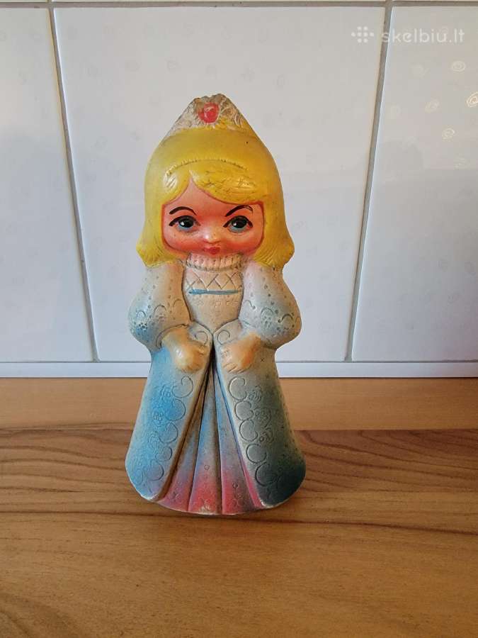 Tarybinių laikų žaisliukas"snieguolė"