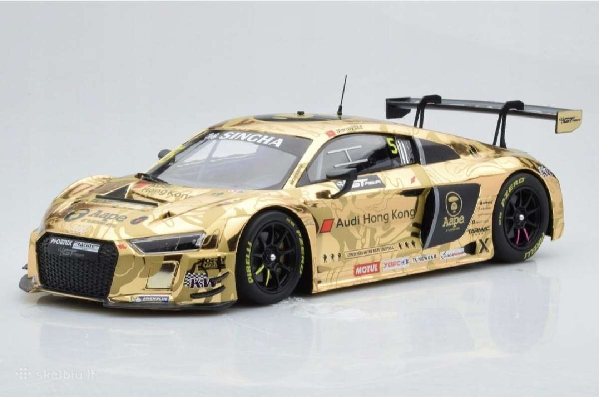 Audi R8