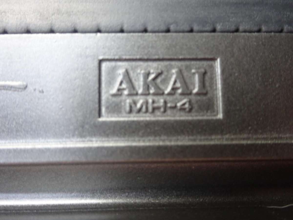 Akai Rankenos Magnetofonams Ar Stiprintuvams - nuotraukos Nr. 5