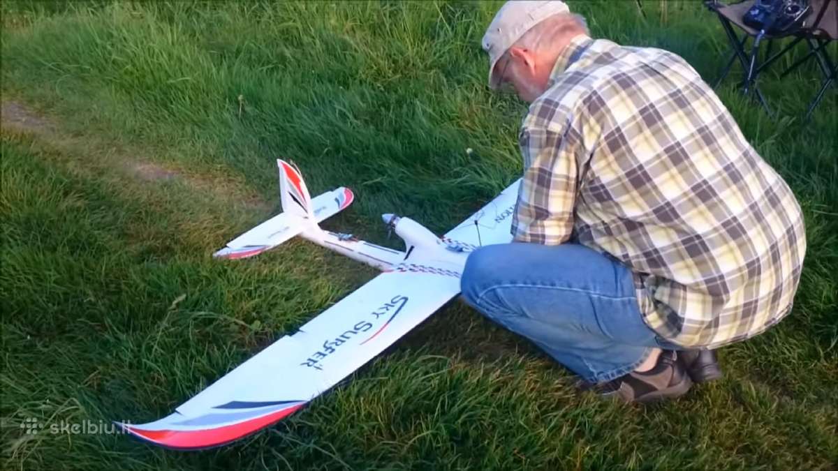 Nauji RC lėktuvai Sky Surfer 1400mm - nuotraukos Nr. 7