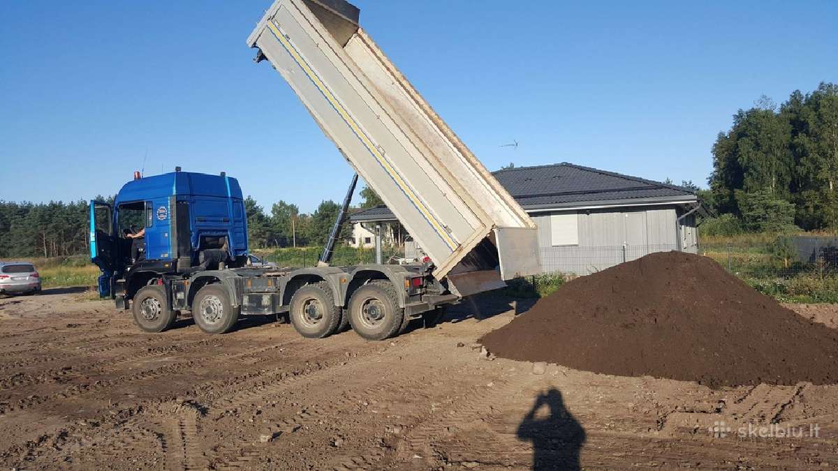 -Atvezu Zvyras Smelis Skalda Juodzemis Atsijos - nuotraukos Nr. 4