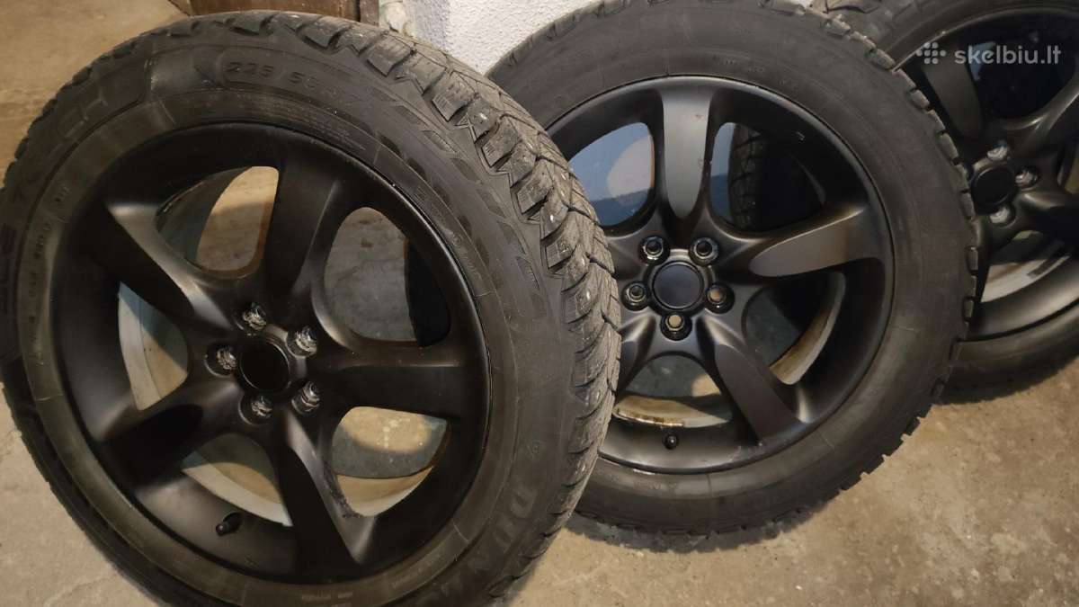 Subaru dygliuotos padangos su ratlankiais - nuotraukos Nr. 3