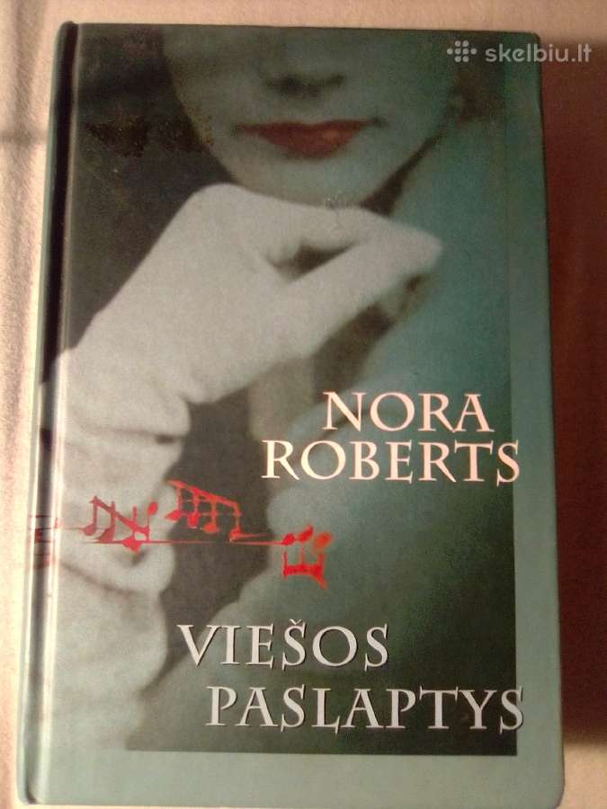 N. Roberts. Viešos paslaptys