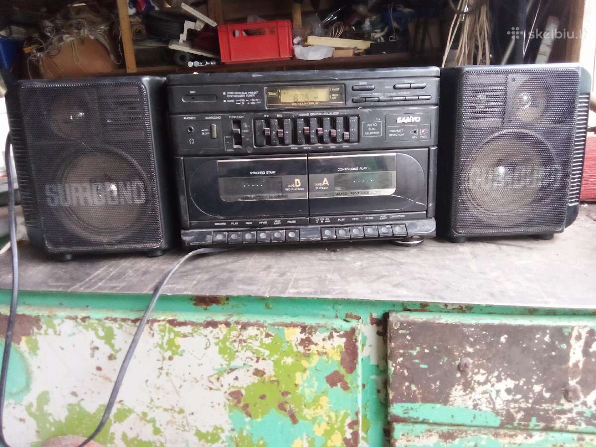 Magnetolos ir boomboxai ir pns.