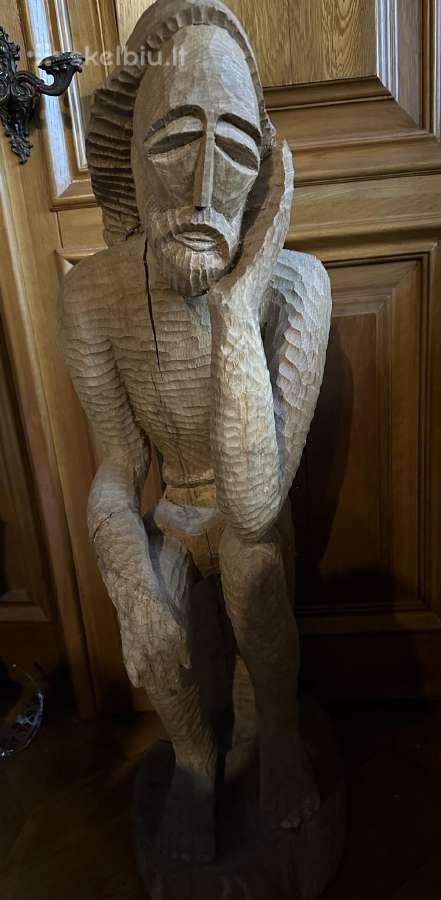 Skulptūra “ Rūpintojėlis