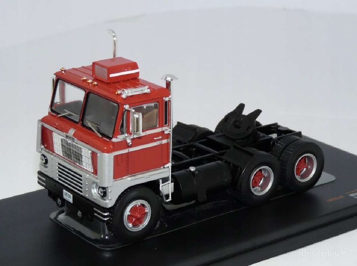 White 7400