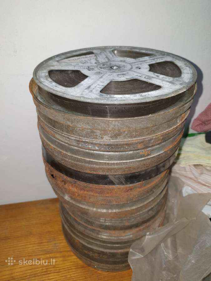 16mm kino juostos su įrašu.