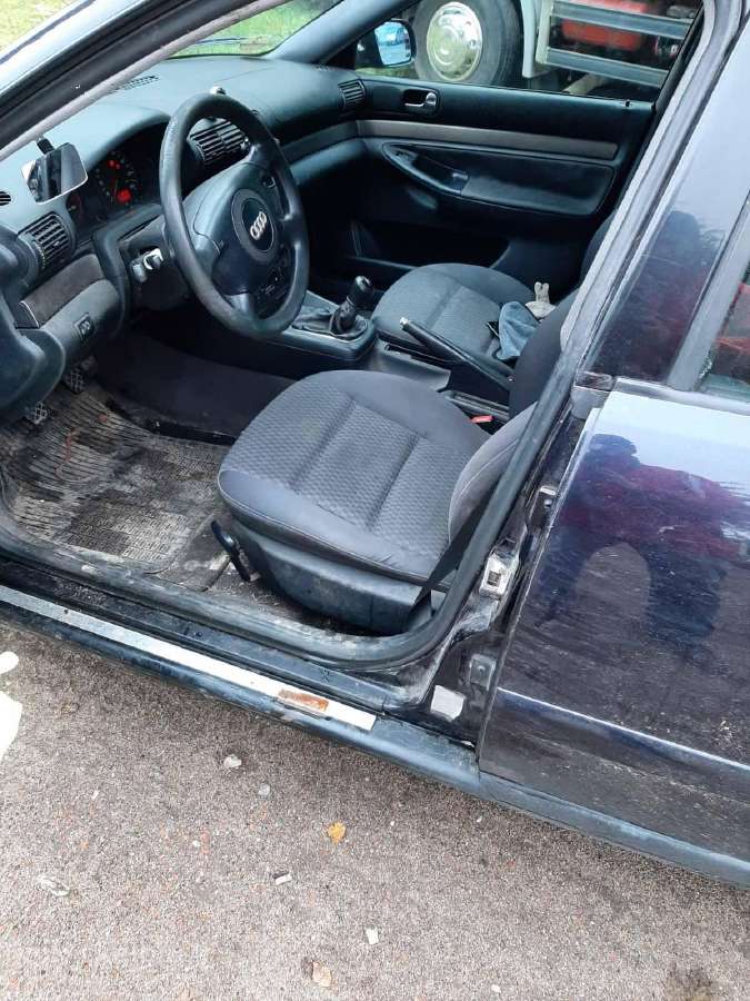 Parduodu audi a4 avant 2001 - nuotraukos Nr. 14