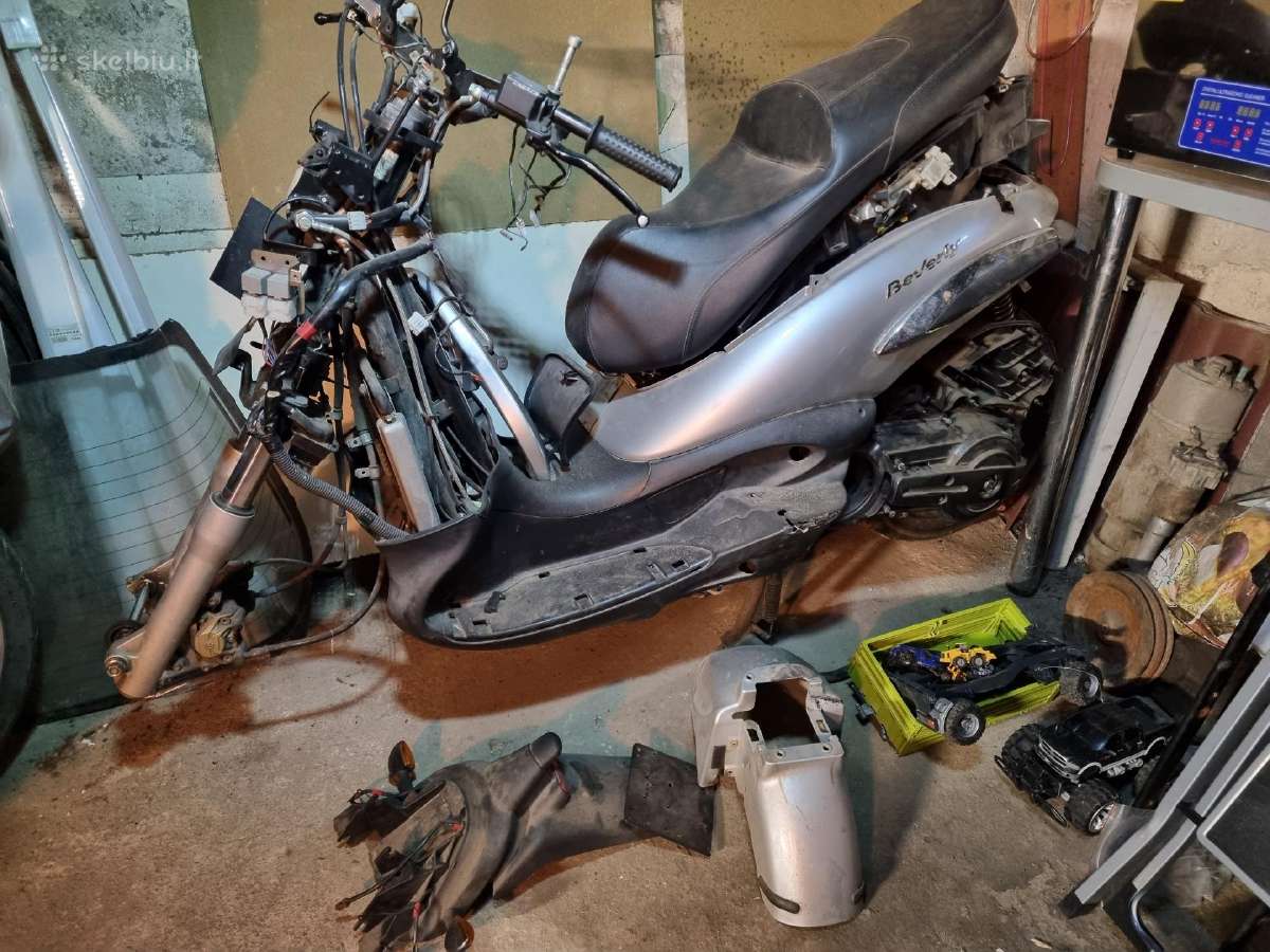 Dalimis piaggio beverly 400 - nuotraukos Nr. 2