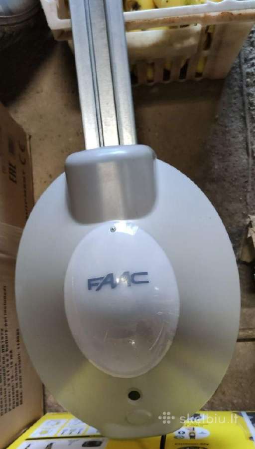 Vartų atidarymo mechanizmas Faac
