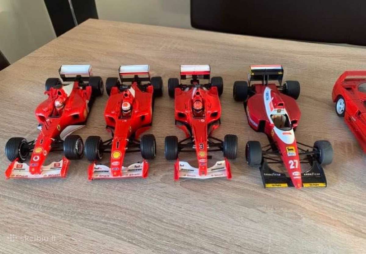 F1 formule 1 modeliai minichamps hot wheels 1:18