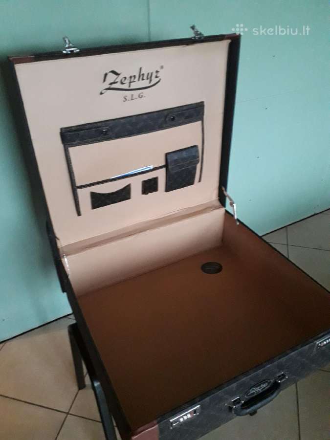 Parduodu lagaminą Bachmayer Solingen Designer - nuotraukos Nr. 4