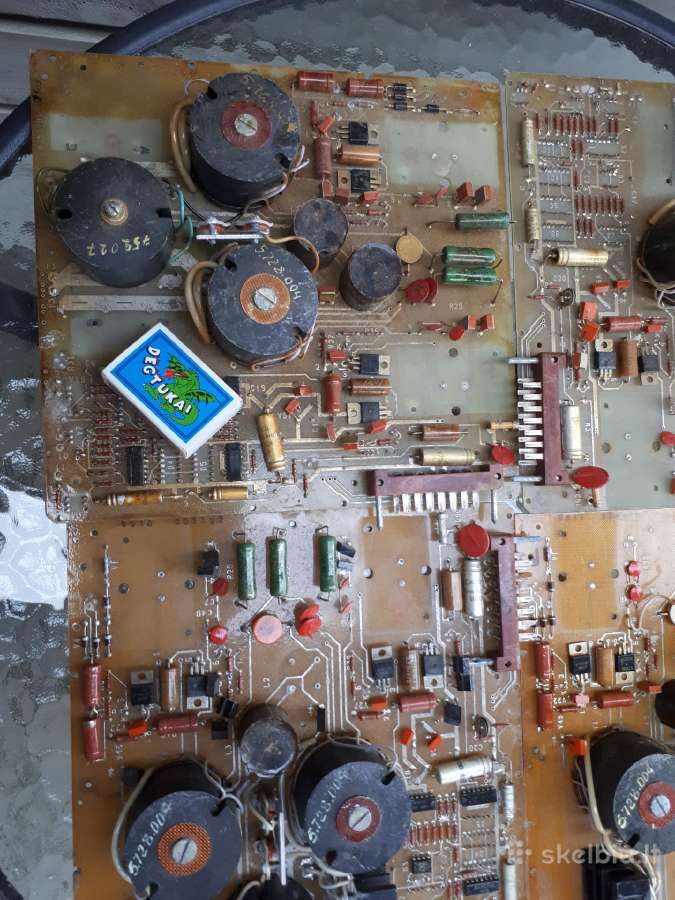 Plokštės su radio detalėm - nuotraukos Nr. 2