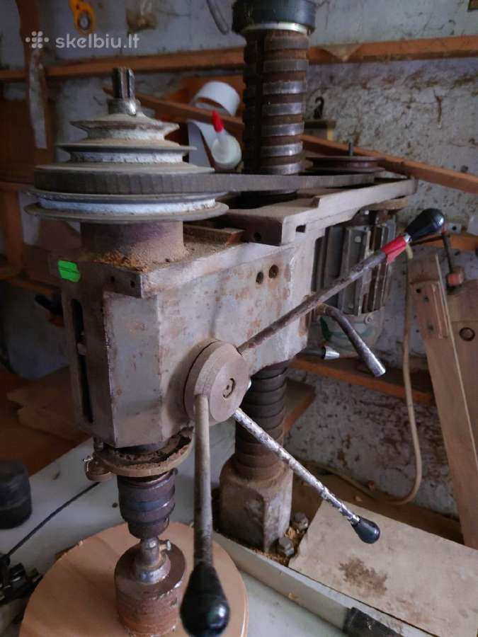 Elektrinės gręžimo staklės