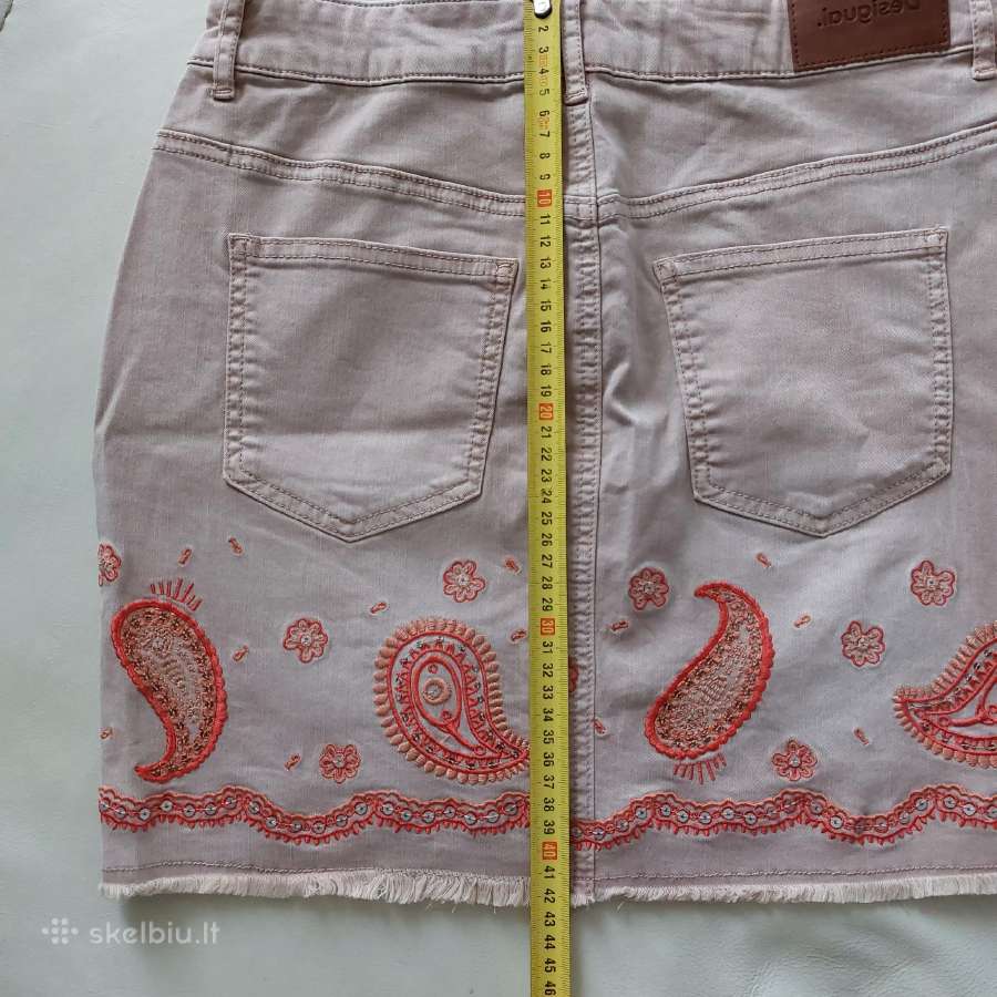 Desigual mini sijonas 30 dydžio su aplikacijomis - nuotraukos Nr. 13