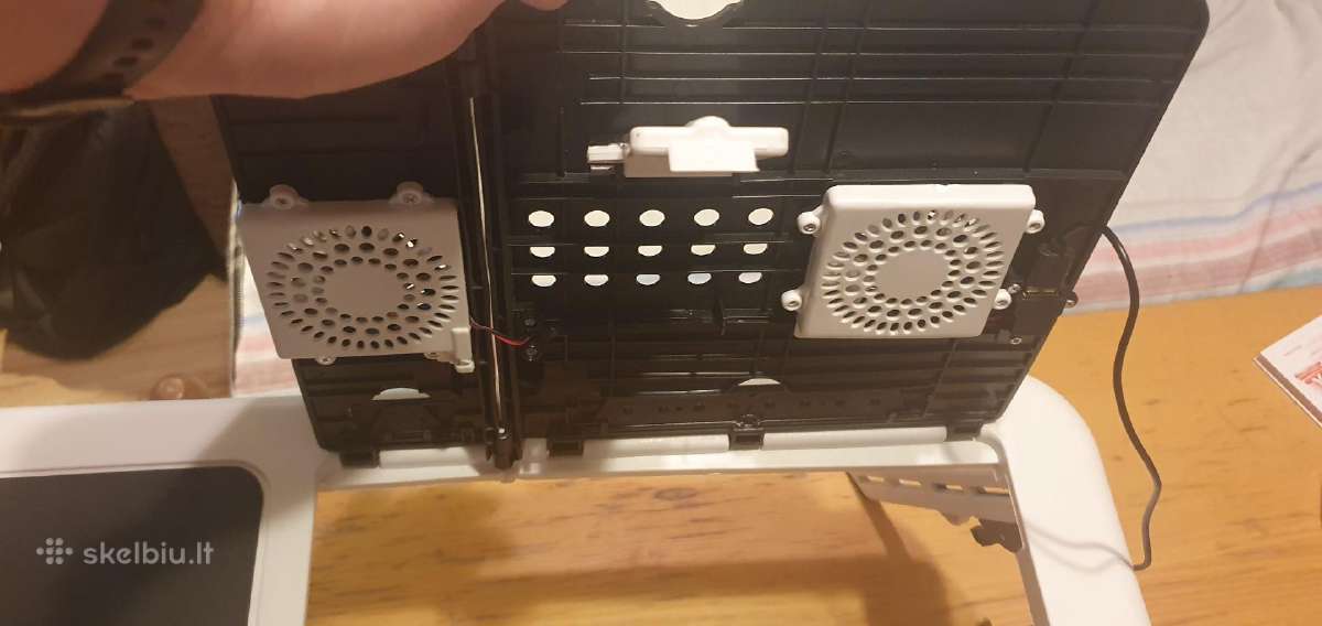 Nešiojamo kompiuterio stovas su ventiliatorium - nuotraukos Nr. 2